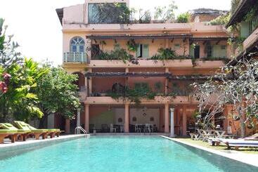 פנסיון Casa Maria