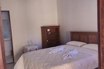 بنسيون Chalé Da Selma I