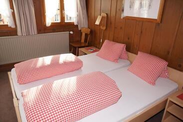 ユースホステル Gasthaus Zum Sternen