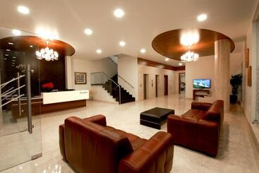 호텔 Palguni Residency