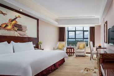 Vienna Hotel Shenzhen Pingshan Shenshan Road