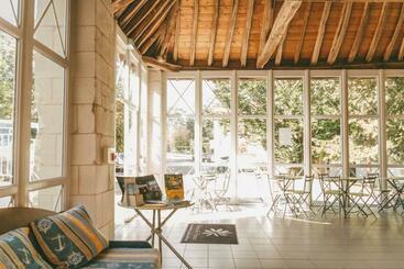 公寓式酒店  Terres De France   Appart Hôtel La Roche Posay