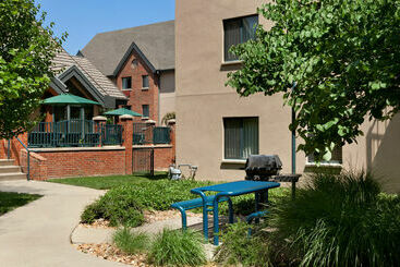 هتل Hawthorn Suites By Wyndham Overland Park
