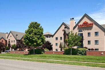هتل Hawthorn Suites By Wyndham Overland Park