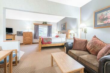هتل Ramada Limited Bismarck
