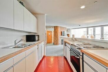 هتل Vail Spa Condominiums By East West Destination Hospitality