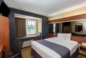Microtel Inn & Suites By Wyndham Hillsborough