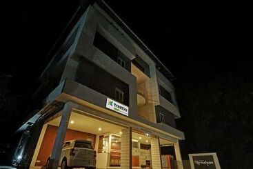 בית מלון כפרי Treebo Sreepathi Nirmalyam   400 Mtr From Guruvayoor Temple