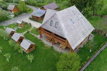 פנסיון Vadul Lupilor