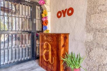 Отель Restaurante Y Ancira