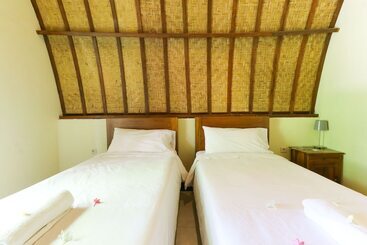 פנסיון Ratu Cottage