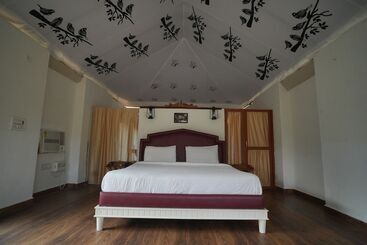 Отель Chandraprabha Resort   Jawai
