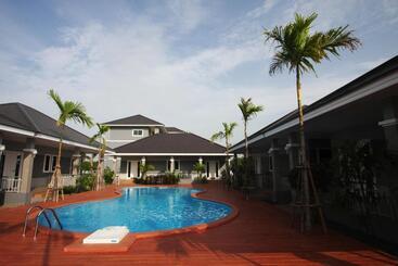 هتل Rongsang Resort