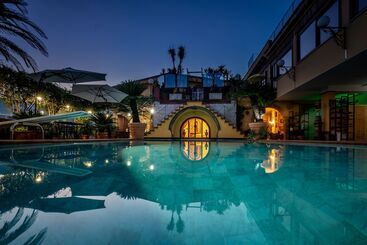 بنسيون Villa Amalia Resort