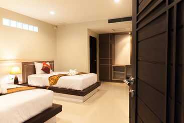 ホテル Pranee Home