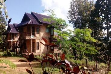 هتل Khunyuam Resort