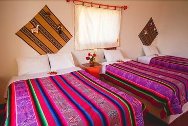 هتل Luquina Utama Lodge