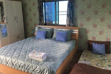 هتل Songphu Homestay  2