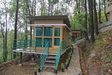 استراحتگاه The Sal Woods Forest Retreat & Spa