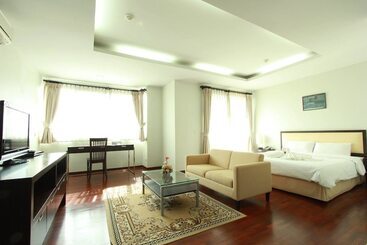 هتل The Park 304