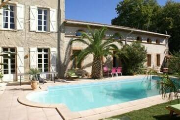 פנסיון Maison Josephine