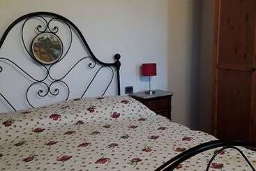 مبيت وإفطار La Casa Del Castello