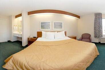 ホテル Baymont By Wyndham Mooresville