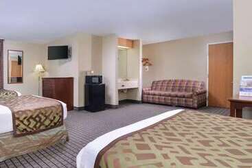 酒店 Regency Inn Geneseo Il I80