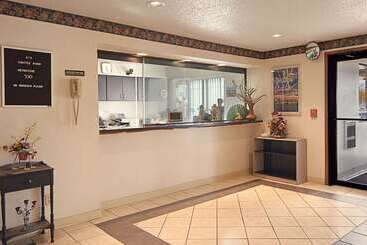 בית מלון כפרי Super 8 By Wyndham Hammond/north