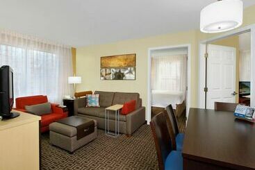 هتل Towneplace Suites By Marriott Newark Silicon Valley