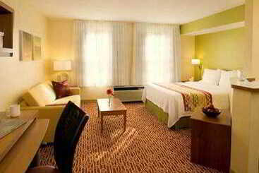 هتل Towneplace Suites By Marriott Newark Silicon Valley