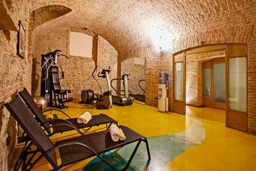 هتل Villa Fiorita
