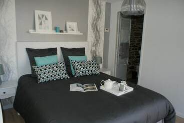 住宿加早餐  Aux Agapanthes