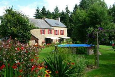 ペンション Chambres D Hôtes Le Bas Rassinoux