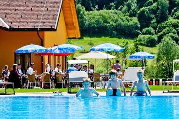 ホテル Victoria Camping Bella Austria