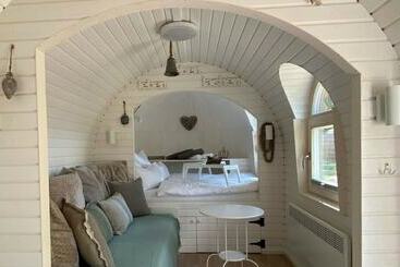 ホテル Iglu Camp Triolago