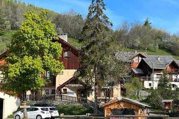 פנסיון La Maison De Catherine