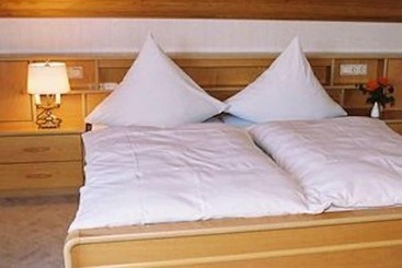 ペンション Wein Und Gaestehaus Fries