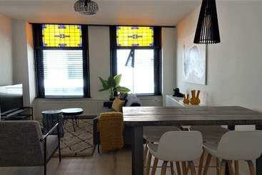 Local Residence By  Keyser