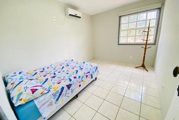 ô Hostel