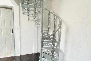 ô Hostel