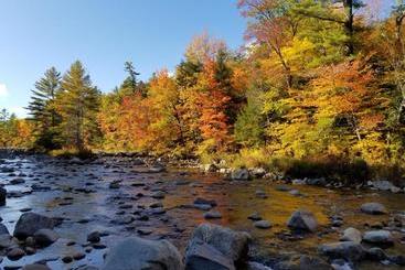 تختخواب و صبحانه Kancamagus Swift River Inn
