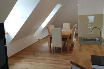 تختخواب و صبحانه Apartmány Malý Mnich