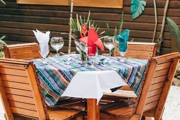 בית מלון כפרי Mariposa Jungle Lodge