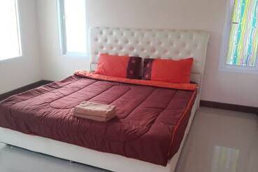 בית מלון כפרי Yamsurl House Resort