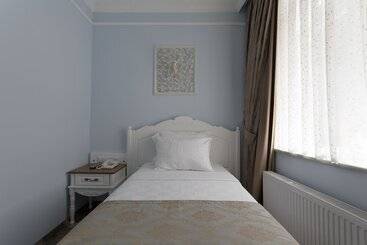 بنسيون Zeynep Hatun Otel