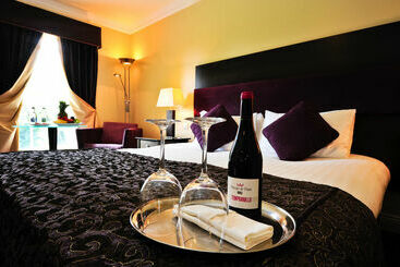 Athenaeum House Hotel