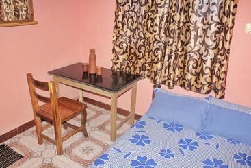 پانسیون Auro Gp Guest House