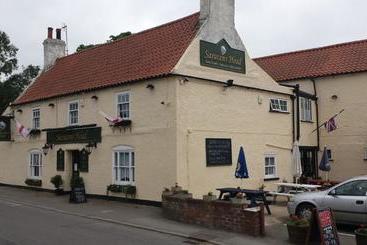 旅馆 The Cabin Saracens Head