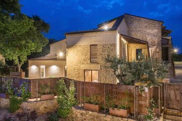 酒店 Borgo Baccile By Vini Fantini
